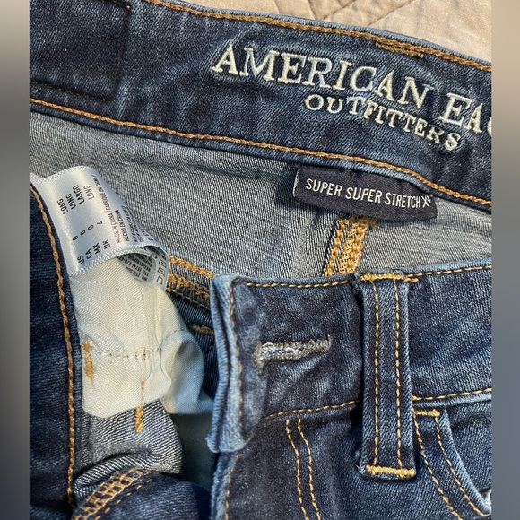 American Eagle Dark Wash Jeans Super Super Stretch Skinny Jegging in Size 0 Long - Picture 4 of 4